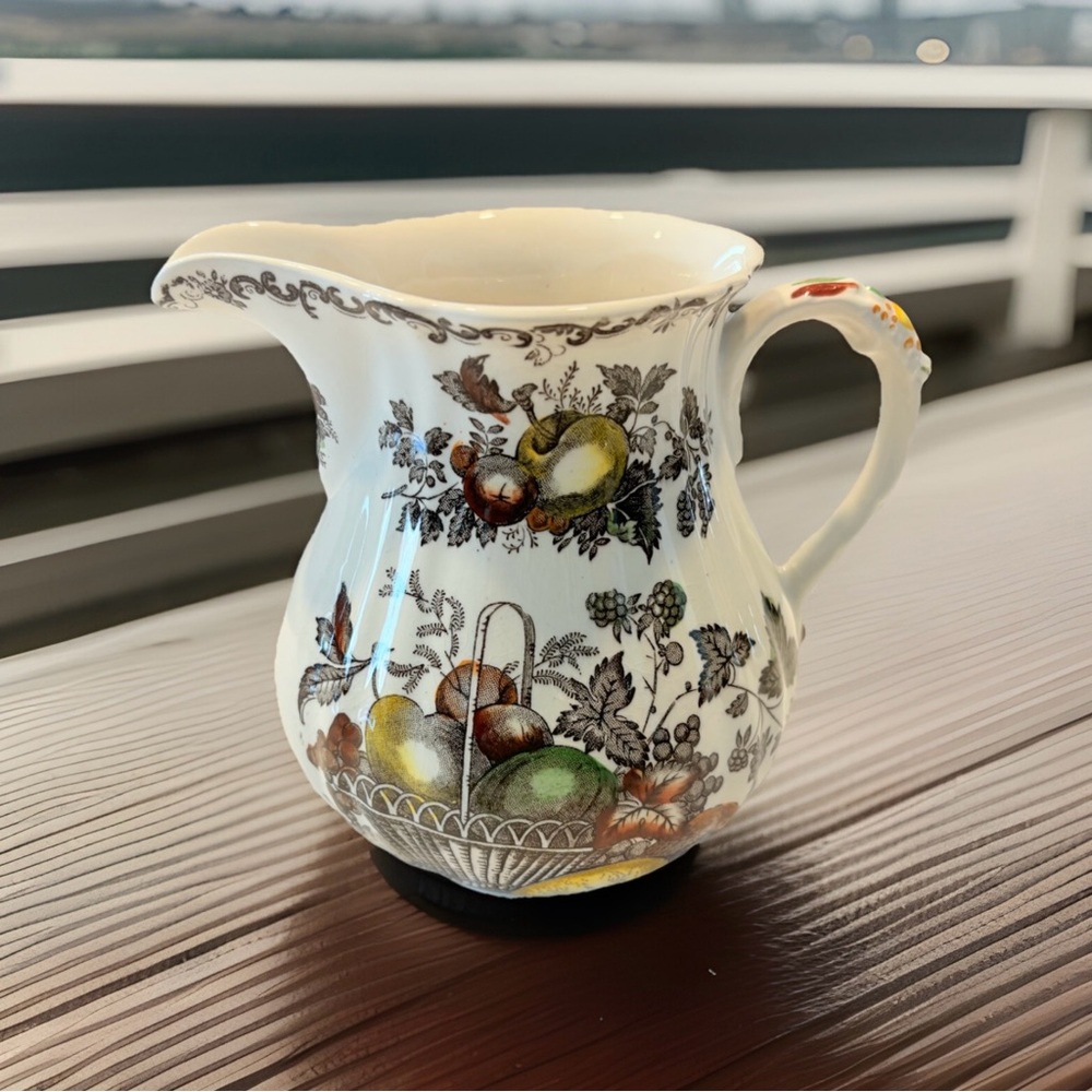 Vintage Mason’s Ironstone “Fruit Basket” Pitcher/Creamer England 5 3/4”